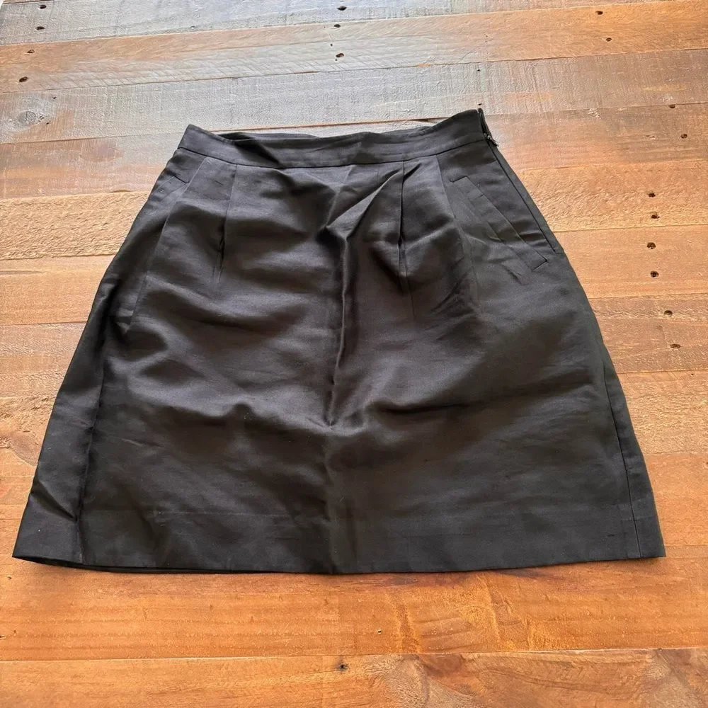 Theory‎ Skirt Size 2